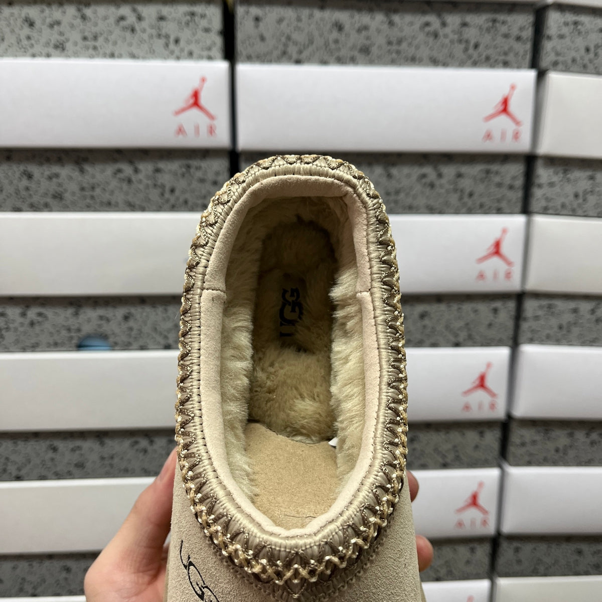 UGG Tazz Platform Slipper 5955 – Mustard Yellow | Sizes 35–44