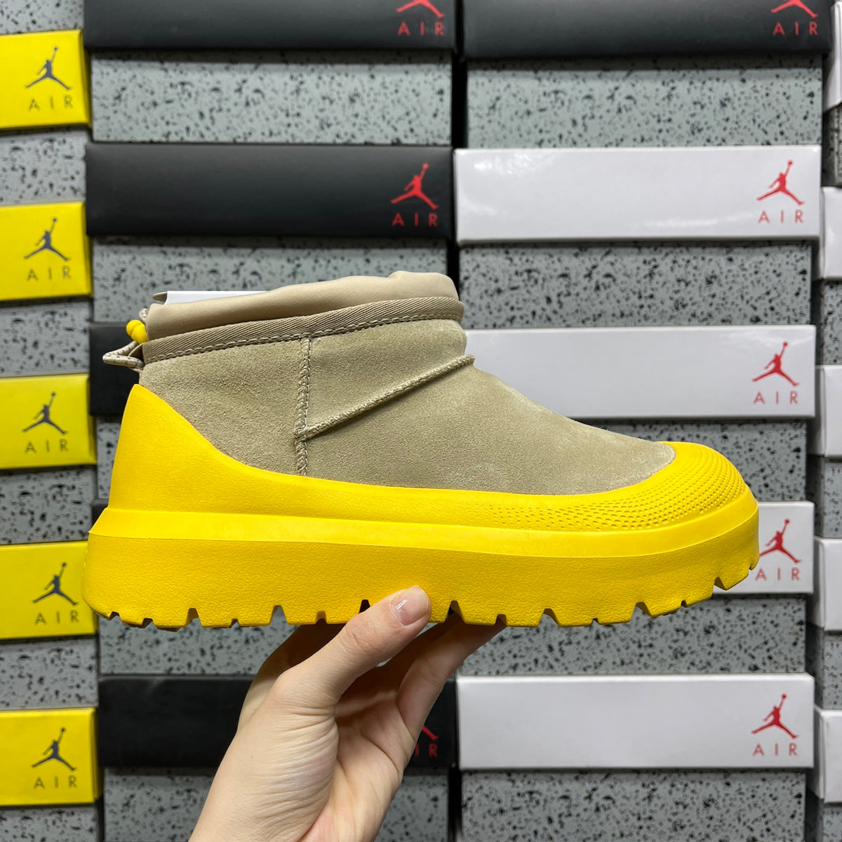 UGG Snow Boots 1114196 – Yellow | Sizes 35–45