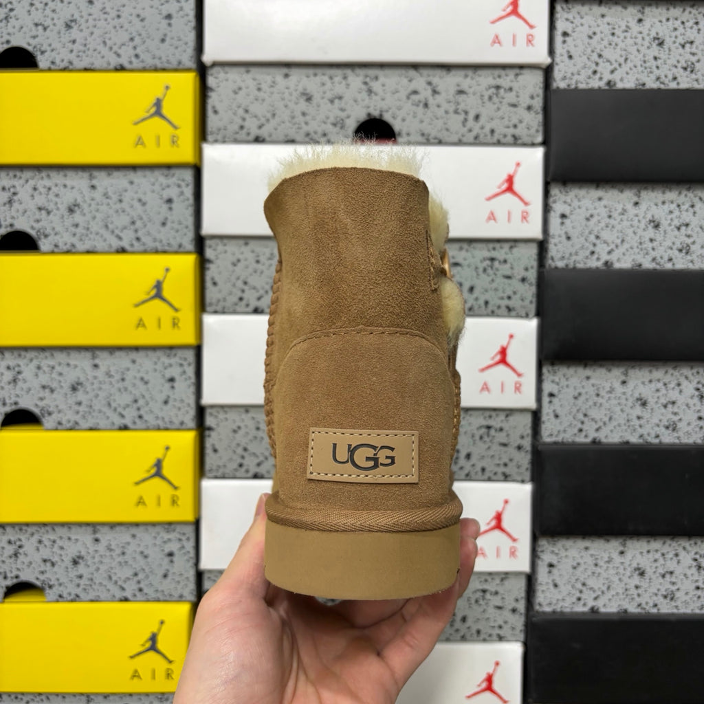 UGG Mid-Calf Snow Boots 6422 – Chestnut | Wood Button | Sizes 35–40