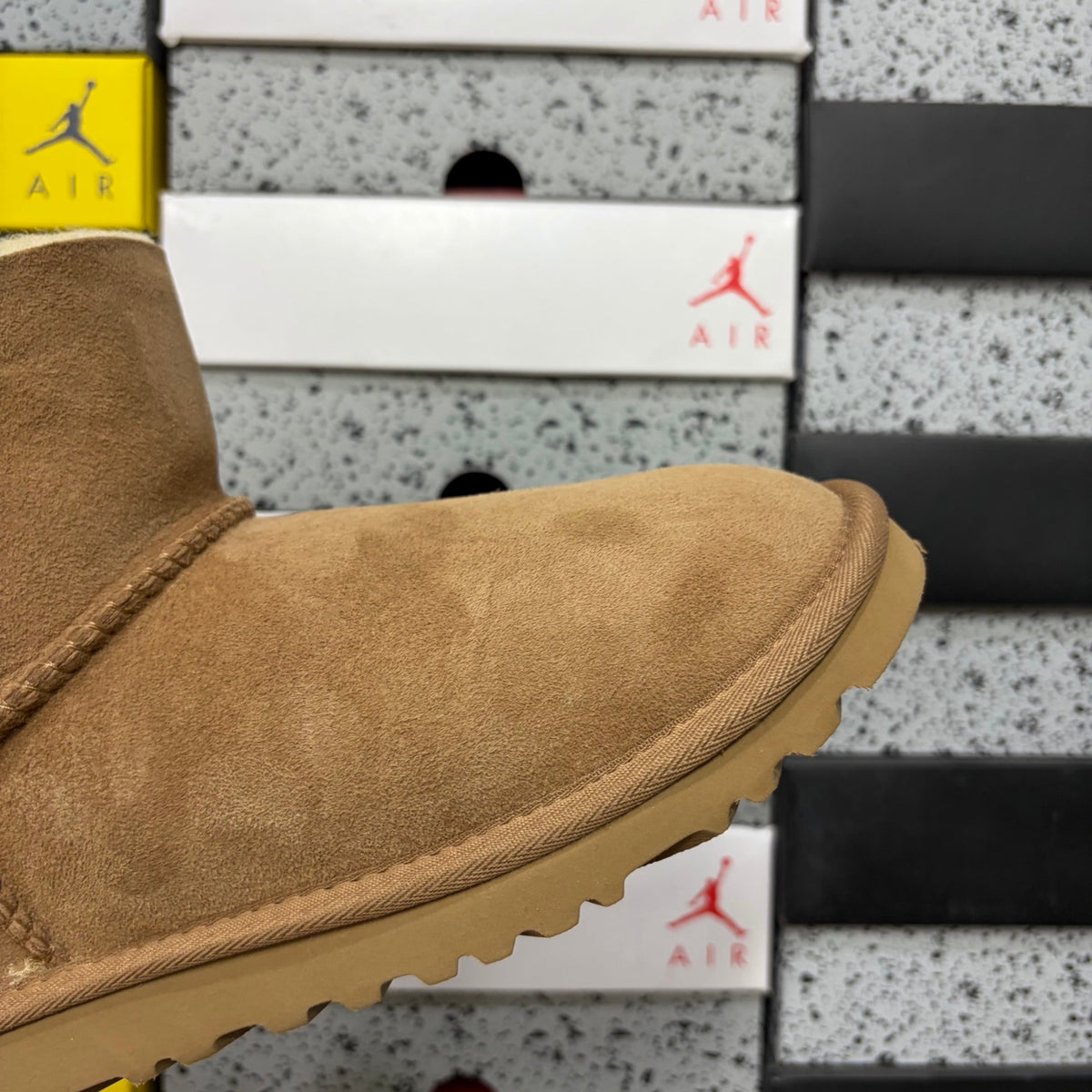 UGG Mid-Calf Snow Boots 6422 – Chestnut | Wood Button | Sizes 35–40