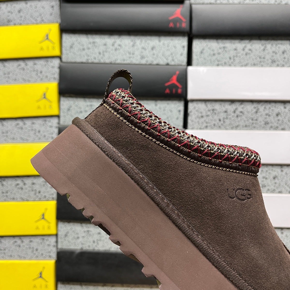UGG Snow Boots 1122553 – Cocoa Brown | Sizes 35–40