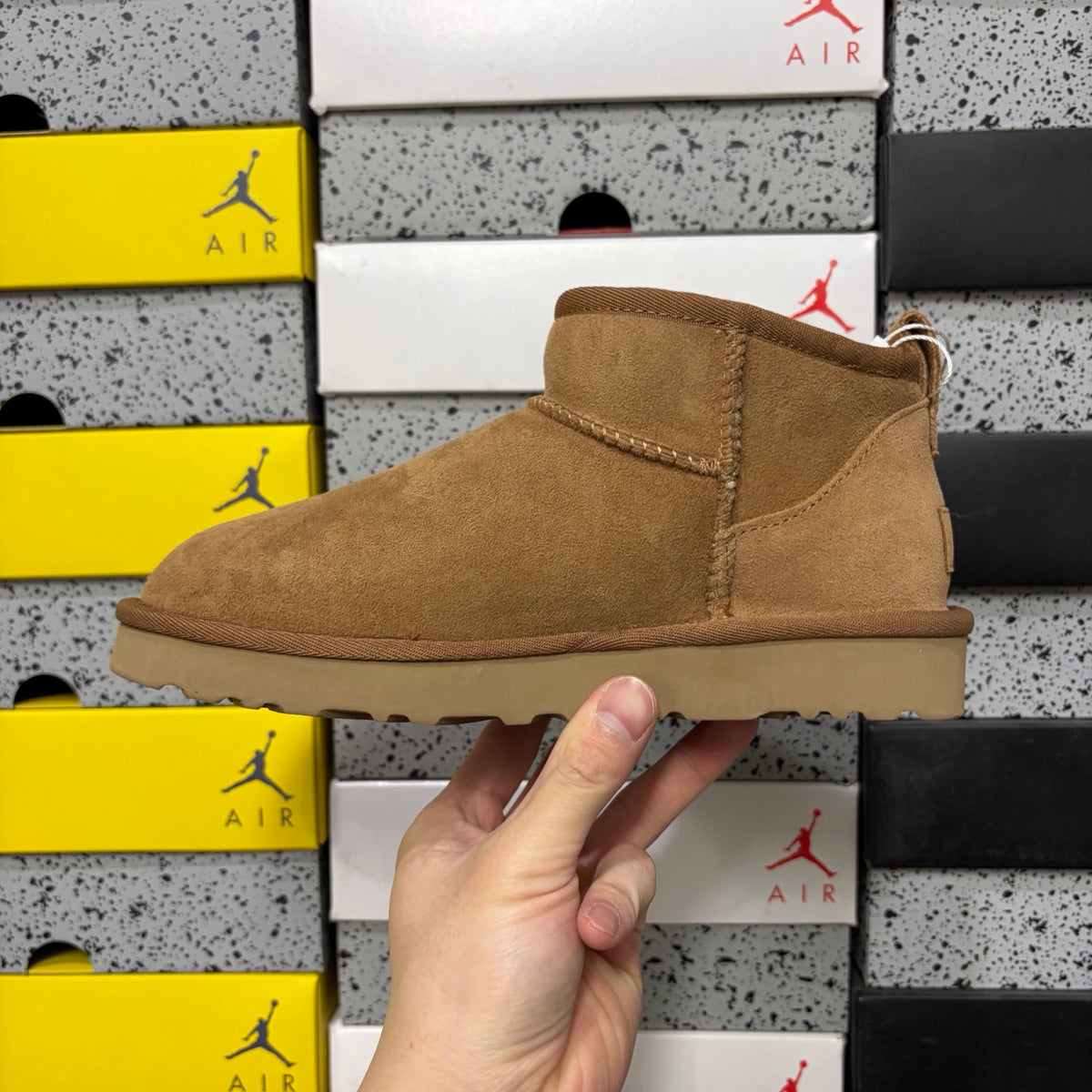 UGG Classic Mini Boot W1116109 – Chestnut | Sizes 35–44