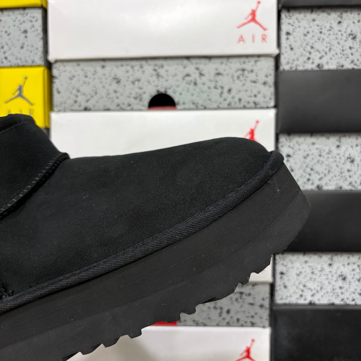 UGG Snow Boots 5092 – Black | 3cm Heel | Sizes 35–40