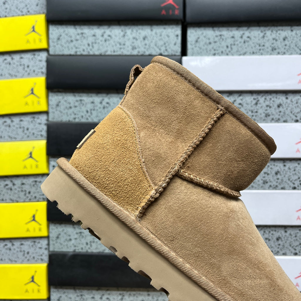 UGG Snow Boots 1016222 – Chestnut | Sizes 35–40