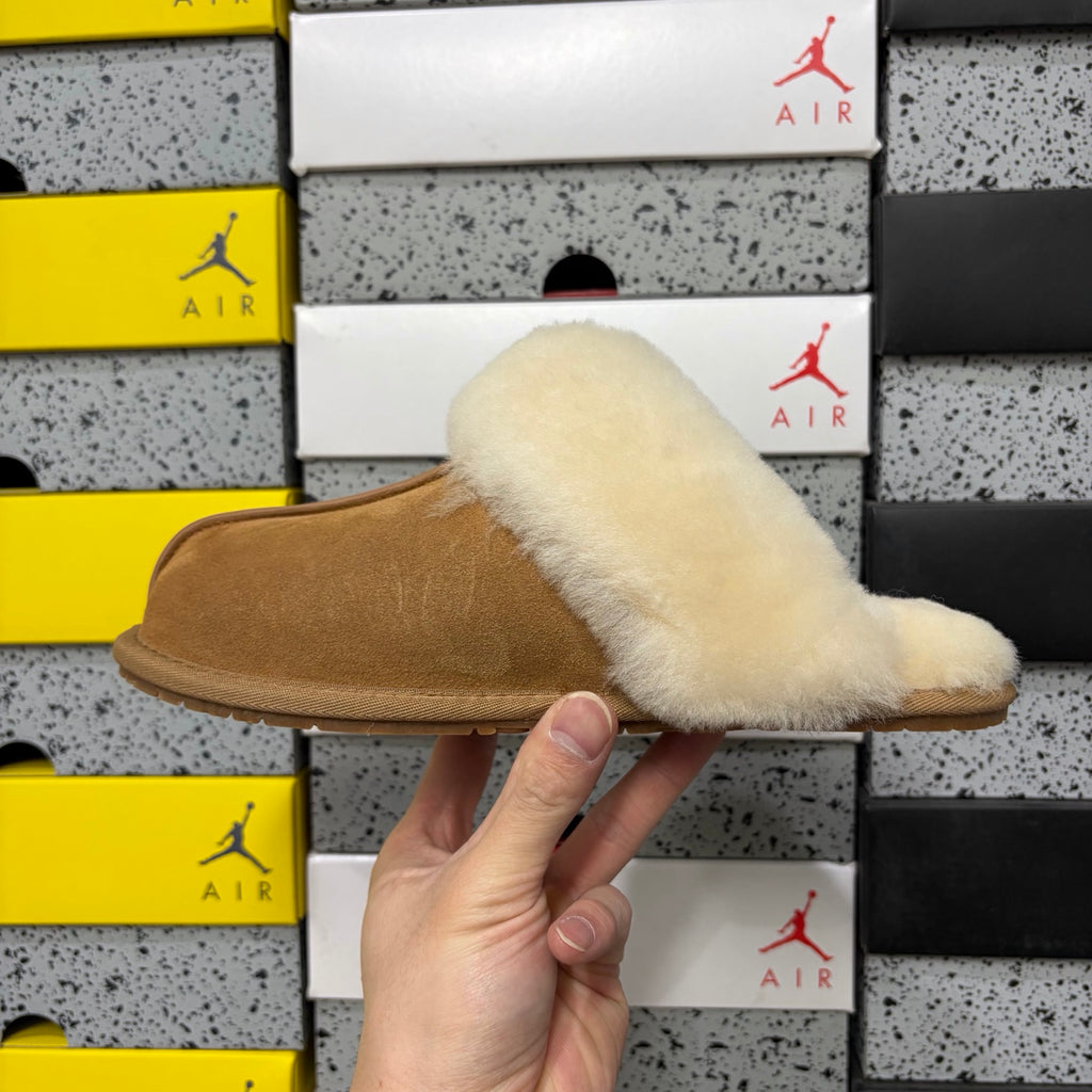 UGG Slide Slipper 2550 – Chestnut | Sizes 35–44