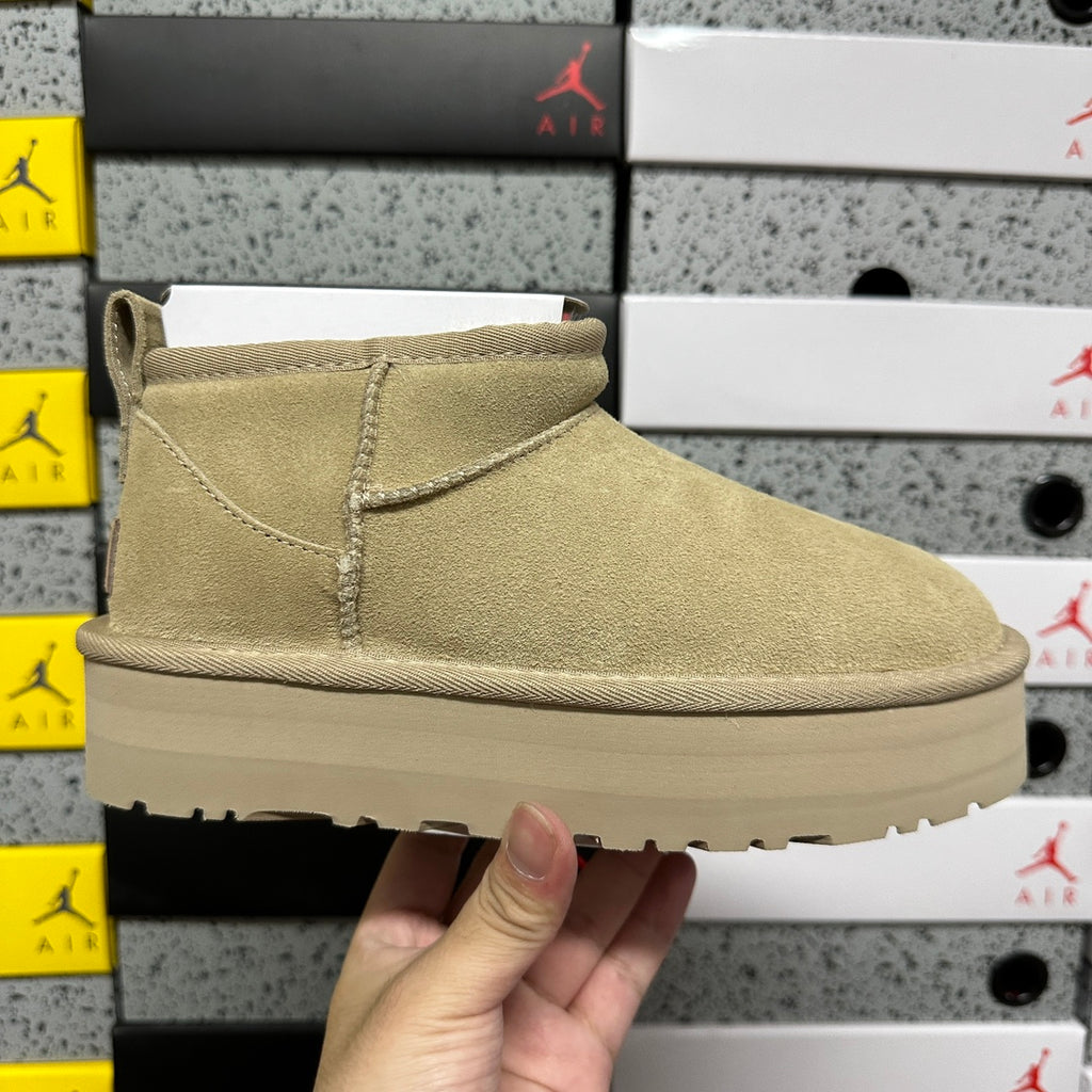 UGG Snow Boots 5092 – Mustard Yellow | 3cm Heel | Sizes 35–40