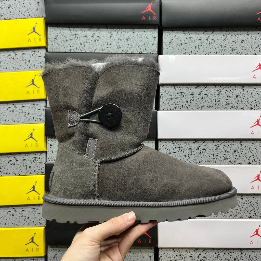 UGG Snow Boots 1016226 – Gray | Sizes 35–40