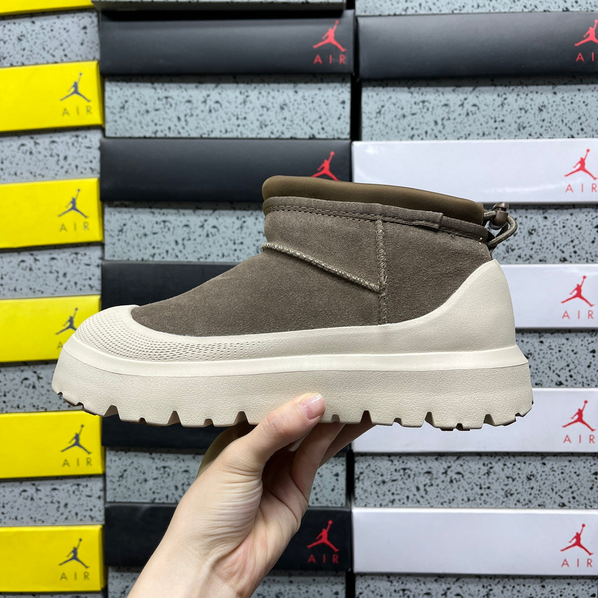 UGG Snow Boots 1114196 – Green | Sizes 35–45