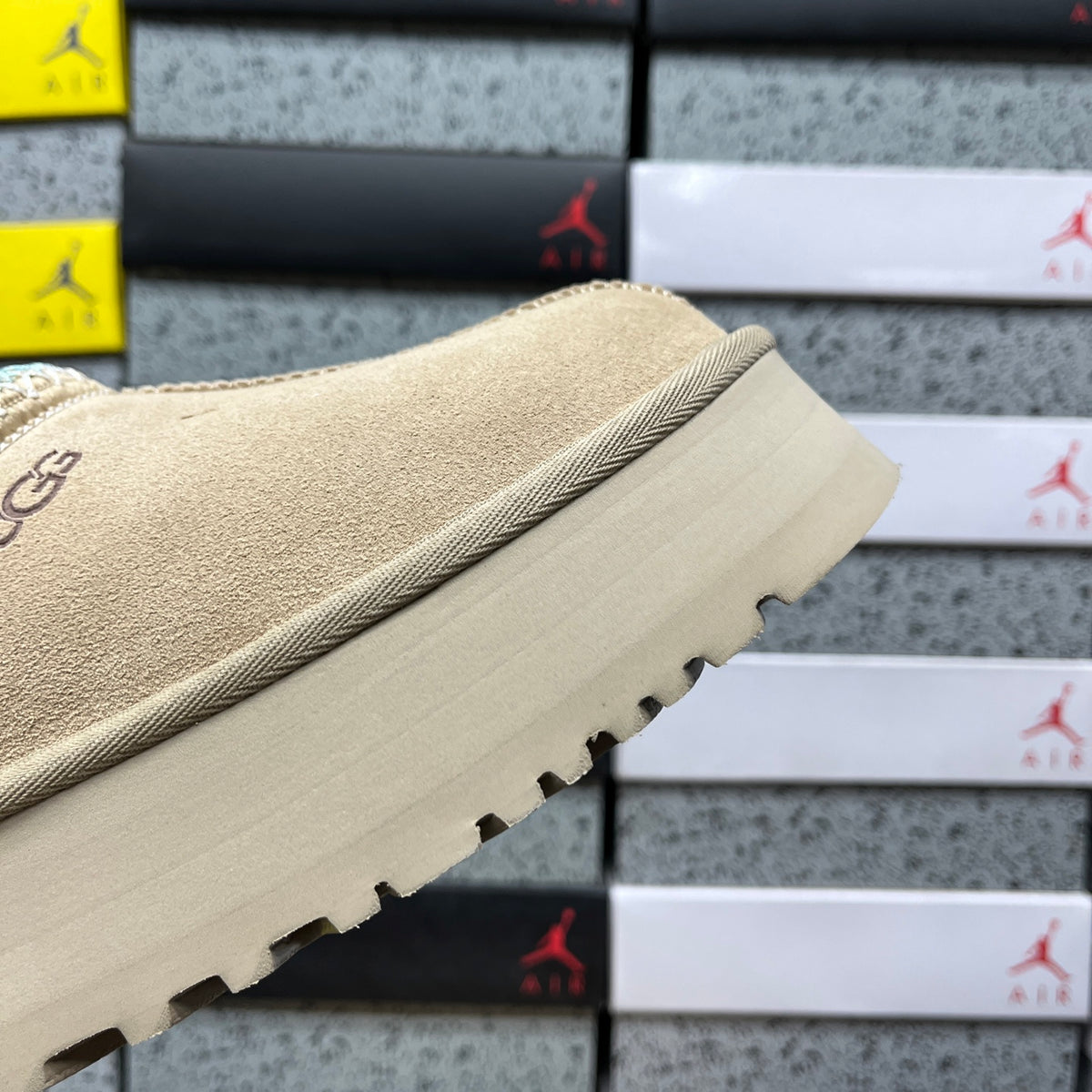 UGG Now Snow Boots 1122553 – Sand | Sizes 35–40