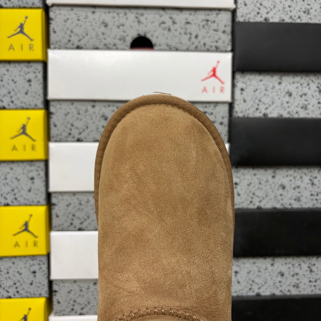 UGG Mid-Calf Snow Boots 6422 – Chestnut | Wood Button | Sizes 35–40