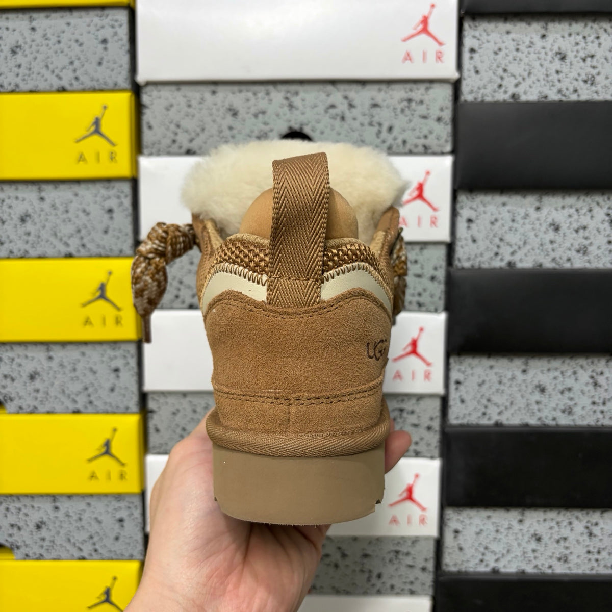 UGG Mel Low Boot 4032 – Chestnut | Sizes 35–44