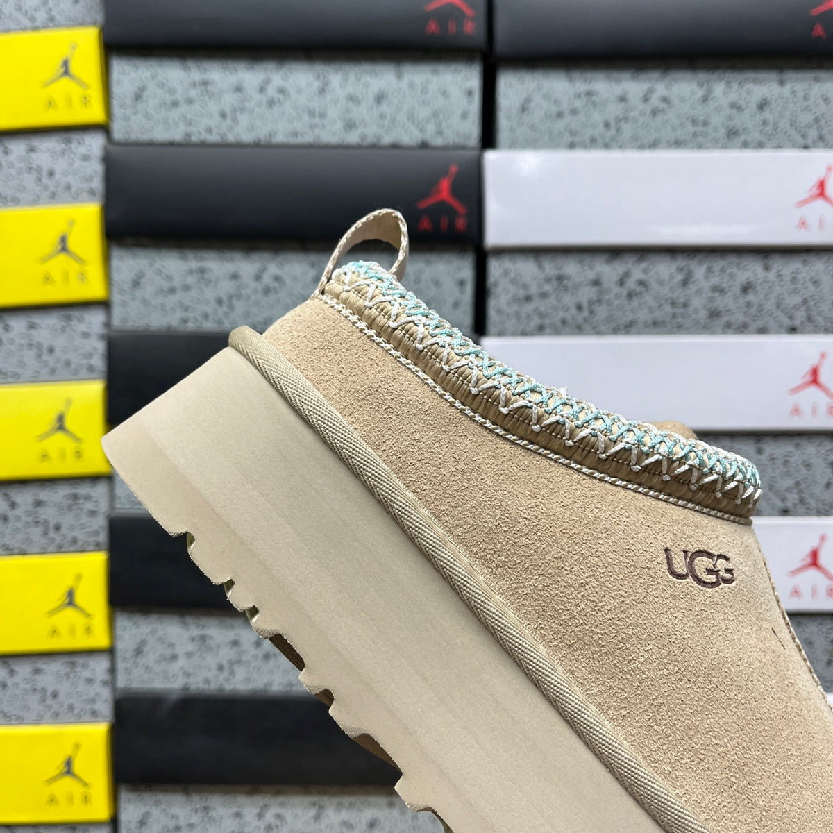 UGG Now Snow Boots 1122553 – Sand | Sizes 35–40