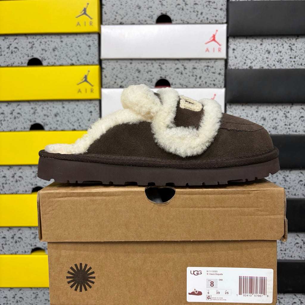 UGG Embroidered Clog 5095 – Chocolate | Sizes 35–40