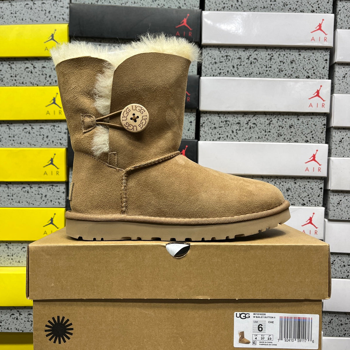UGG Snow Boots 1016226 – Chestnut | Sizes 35–40