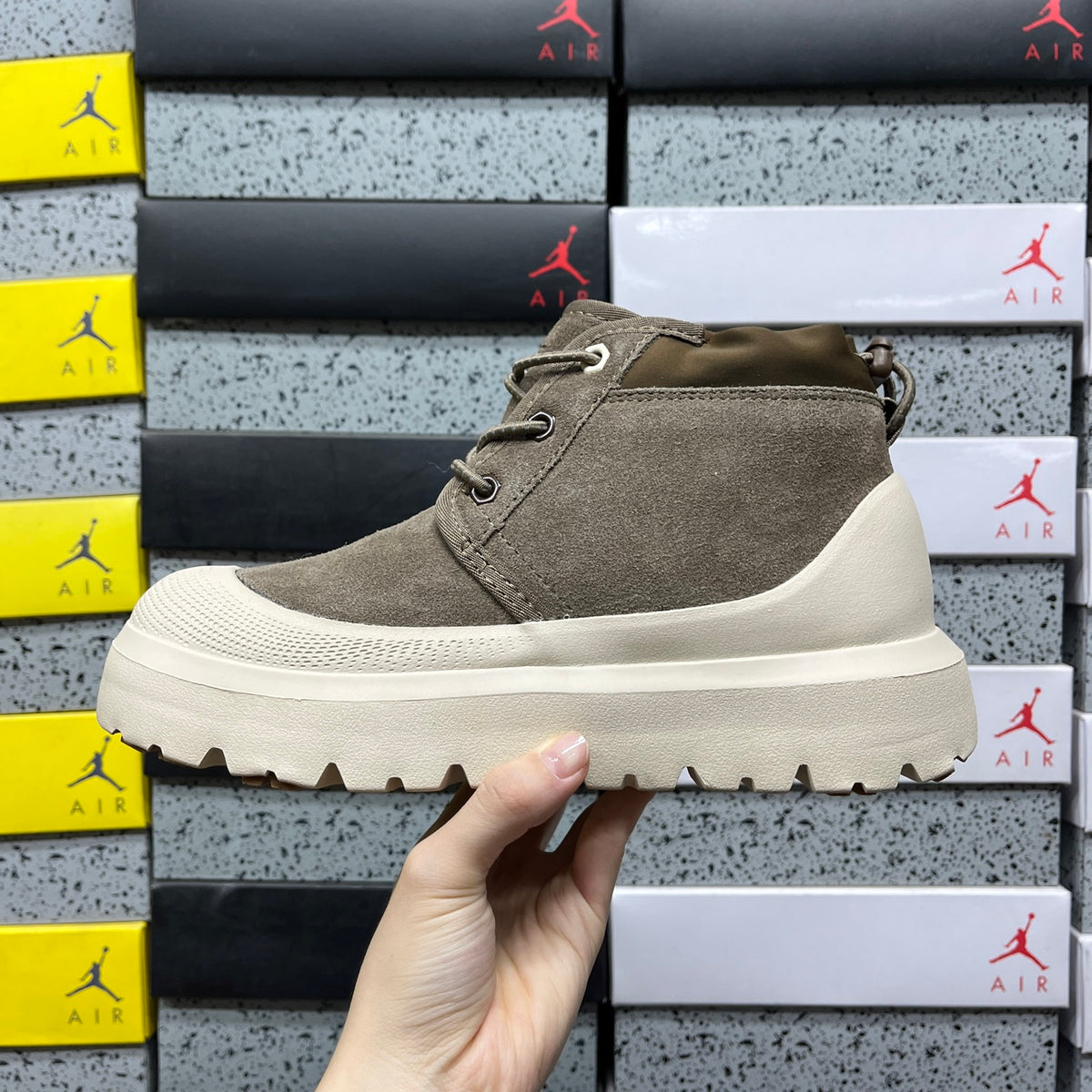 UGG Snow Boots 113991 – Mustard & Walnut White | Sizes 35–45
