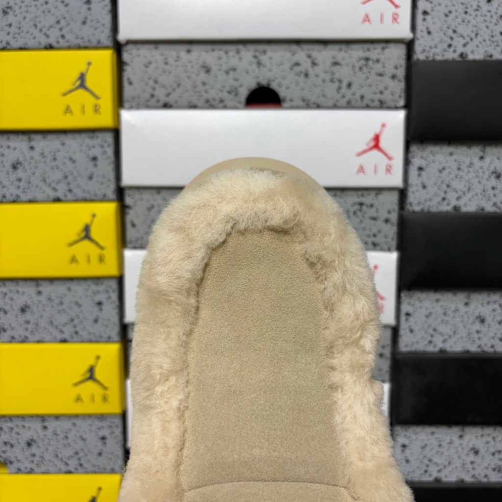 UGG Esmi Sneaker Boot W1171532 – Sand | Sizes 35–40