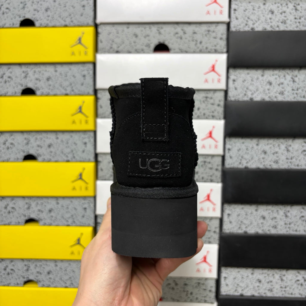 UGG Snow Boots 5092 – Black | 5cm Heel | Sizes 35–40