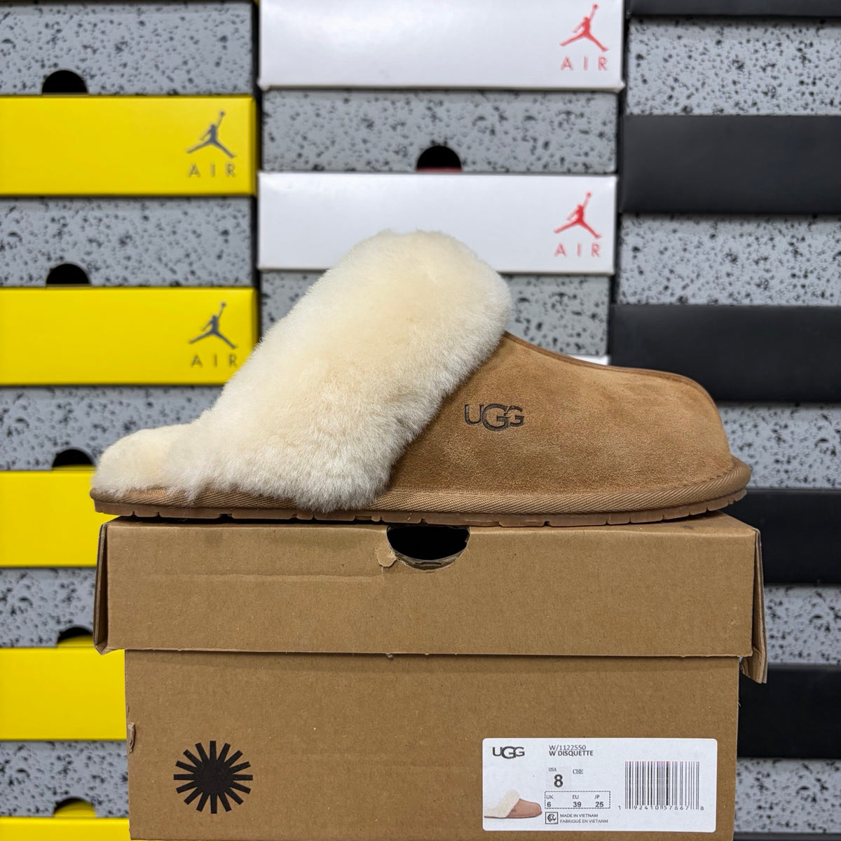 UGG Slide Slipper 2550 – Chestnut | Sizes 35–44