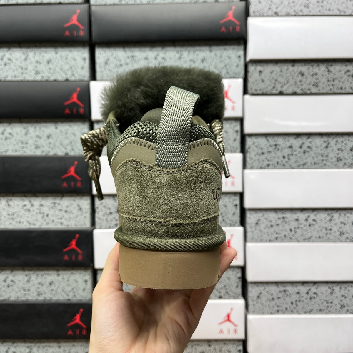 UGG Snow Boots 1144032 – Moss Green | Sizes 35–44
