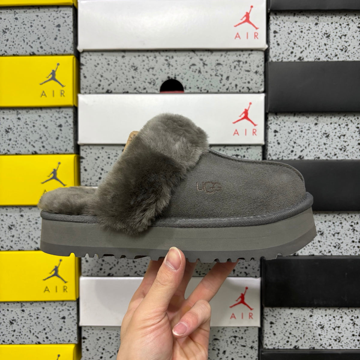 UGG Snow Boots 2550 – Gray Star Slide | 3cm Heel | Sizes 35–40