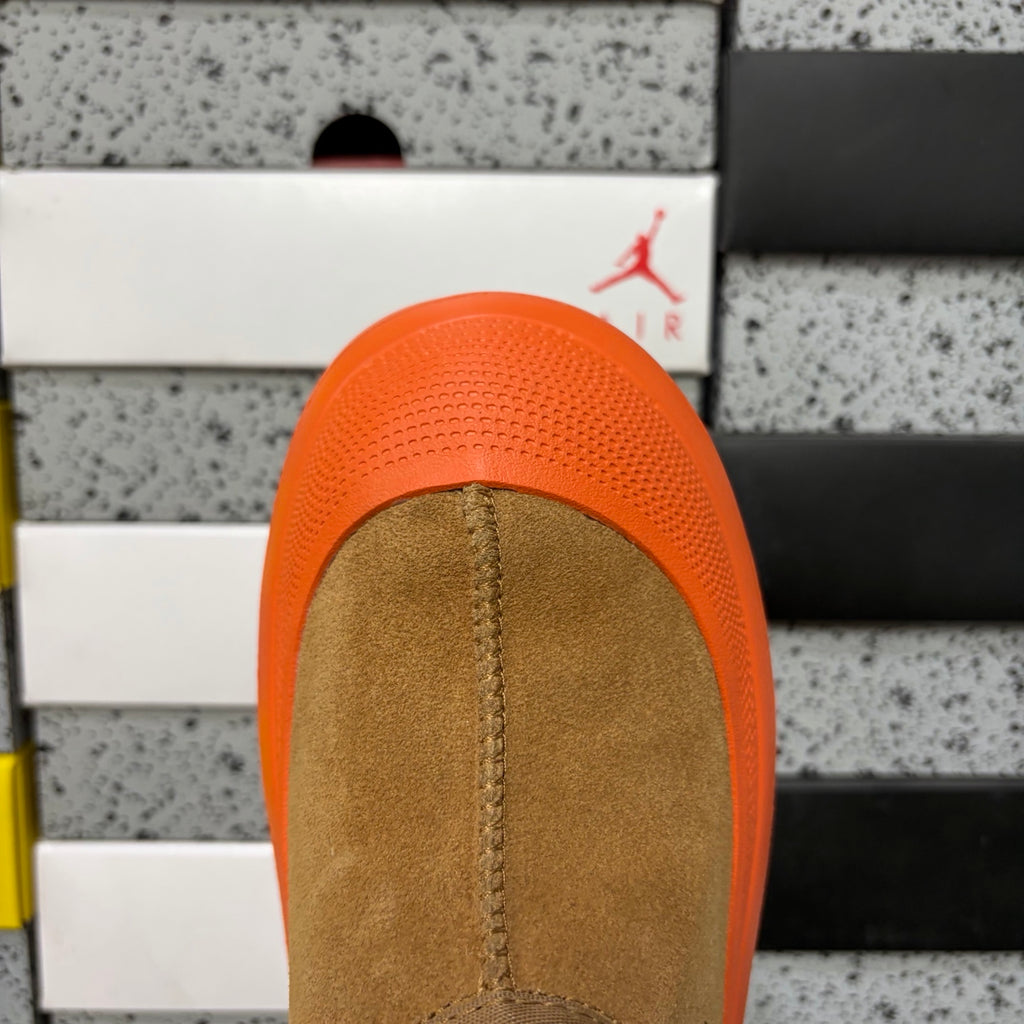 UGG Tasman Low Slipper 4096 – Chestnut & Orange | Sizes 39–44