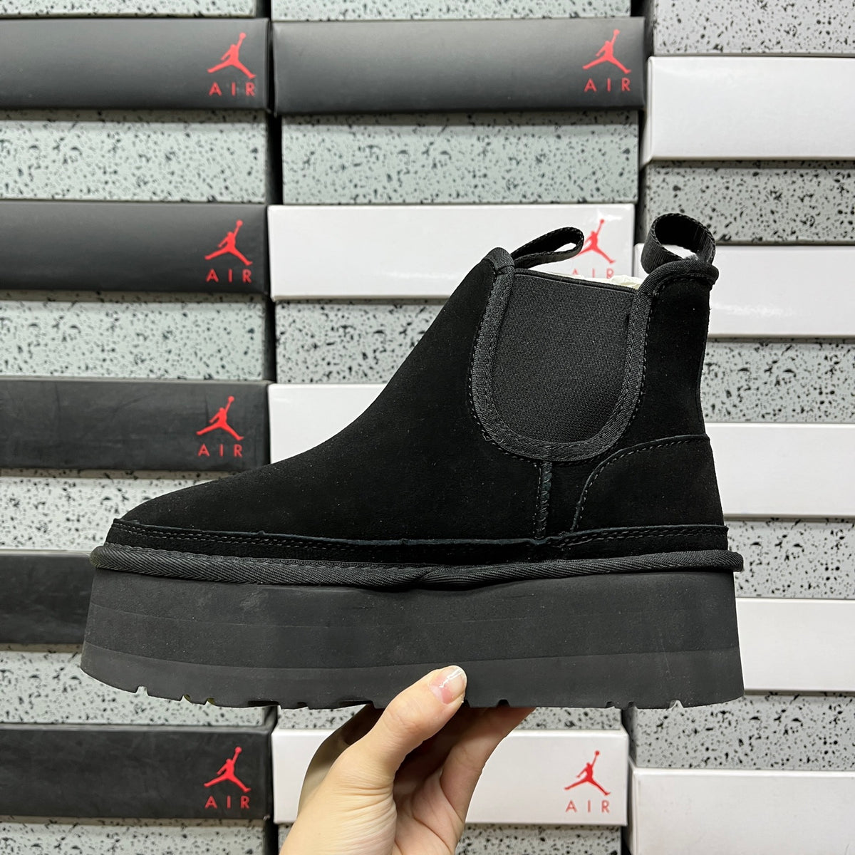 UGG Snow Boots 1134526 – Black | Sizes 35–40