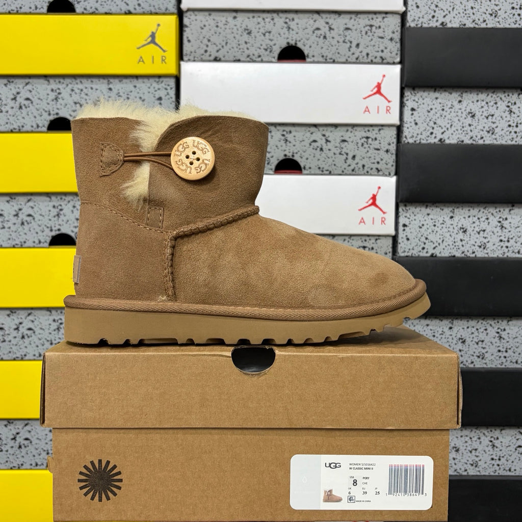UGG Mid-Calf Snow Boots 6422 – Chestnut | Wood Button | Sizes 35–40