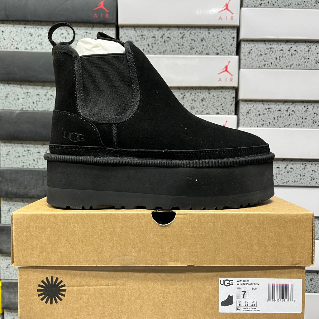 UGG Snow Boots 1134526 – Black | Sizes 35–40