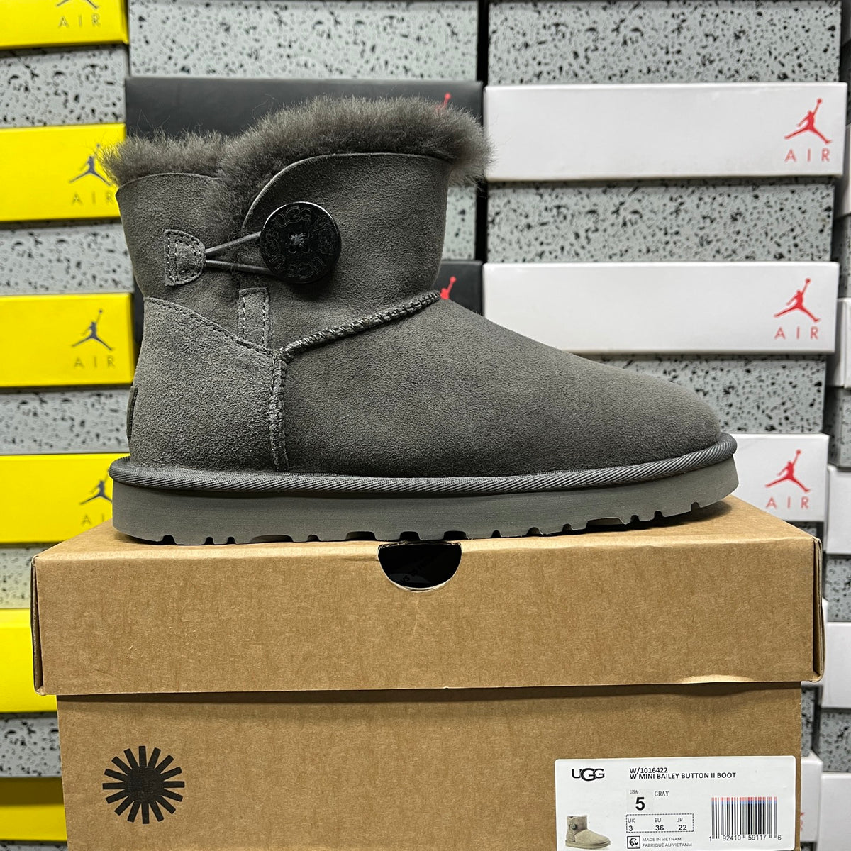 UGG Snow Boots 1016422 – Gray | Sizes 35–40