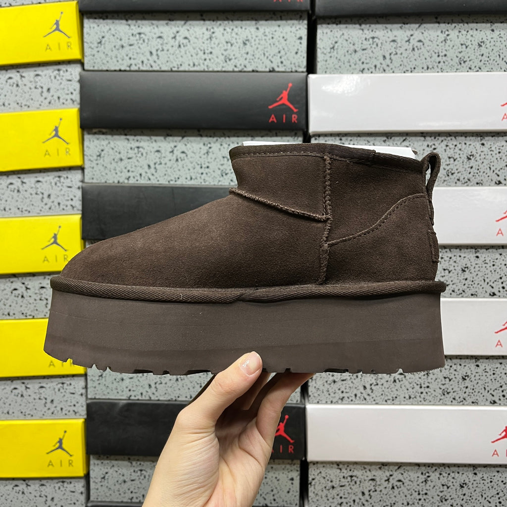 UGG Snow Boots 1135092 – Chocolate | 5cm Heel | Sizes 35–40