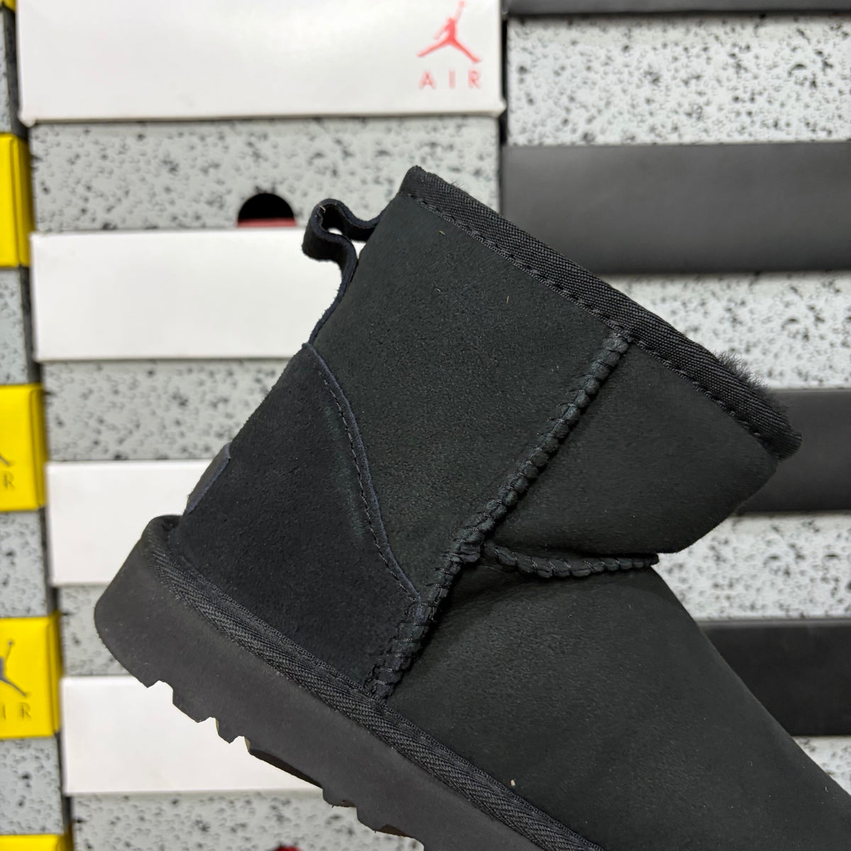UGG Mini Boot 6109 – Black | Sizes 35–44