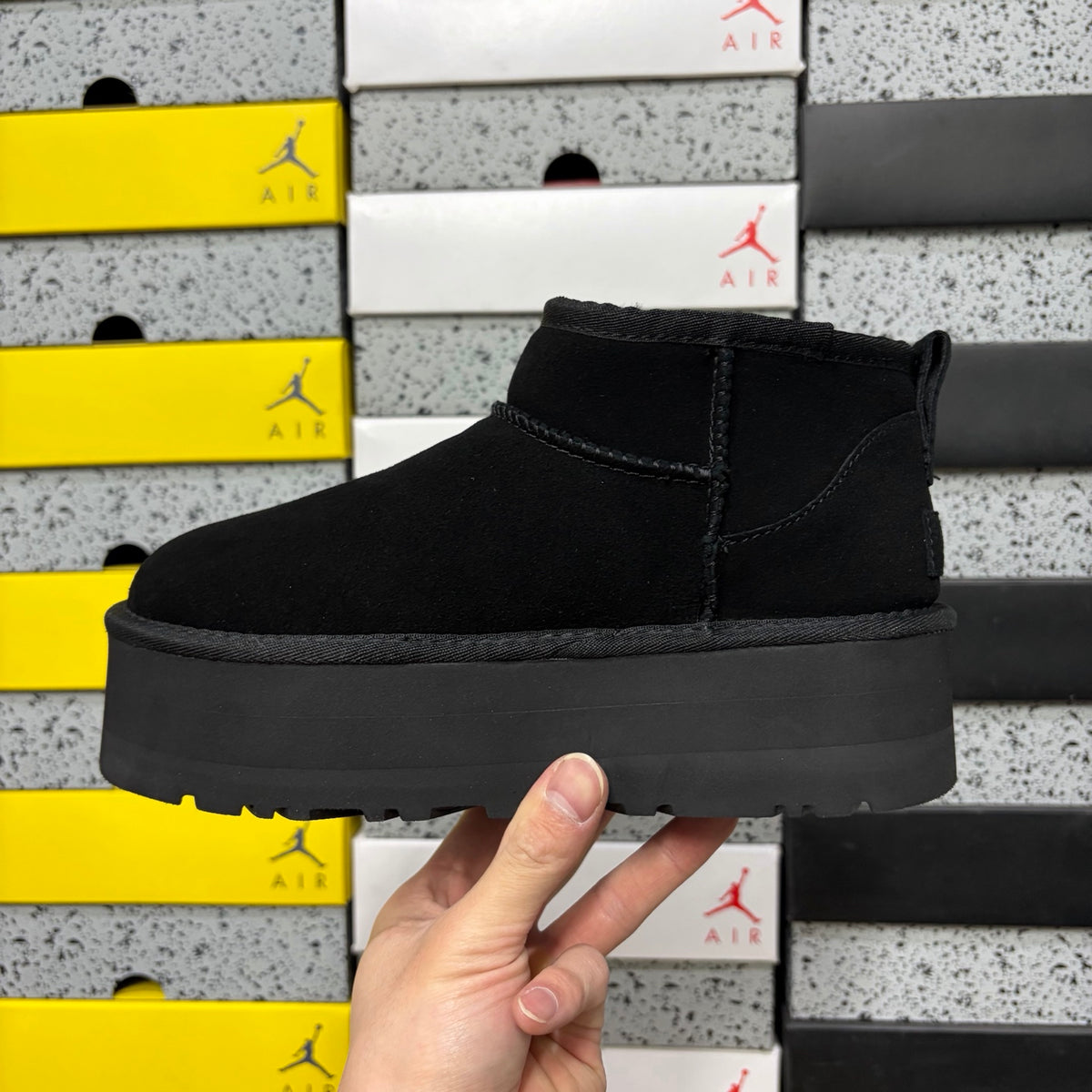 UGG Snow Boots 5092 – Black | 5cm Heel | Sizes 35–40