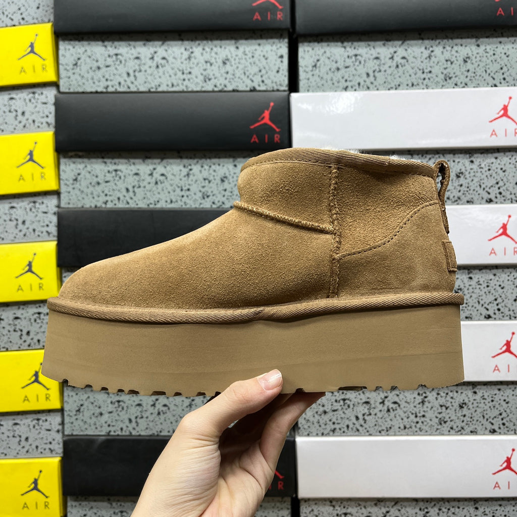 UGG Snow Boots 1135092 – Chestnut | 5cm Heel | Sizes 35–40