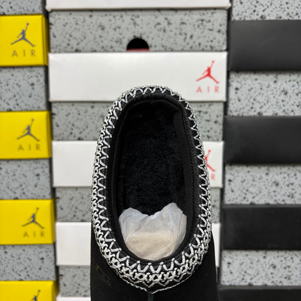 UGG Tazz Platform Slipper 5955 – Black Folk Art | Sizes 35–44