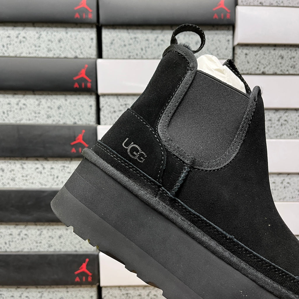 UGG Snow Boots 1134526 – Black | Sizes 35–40