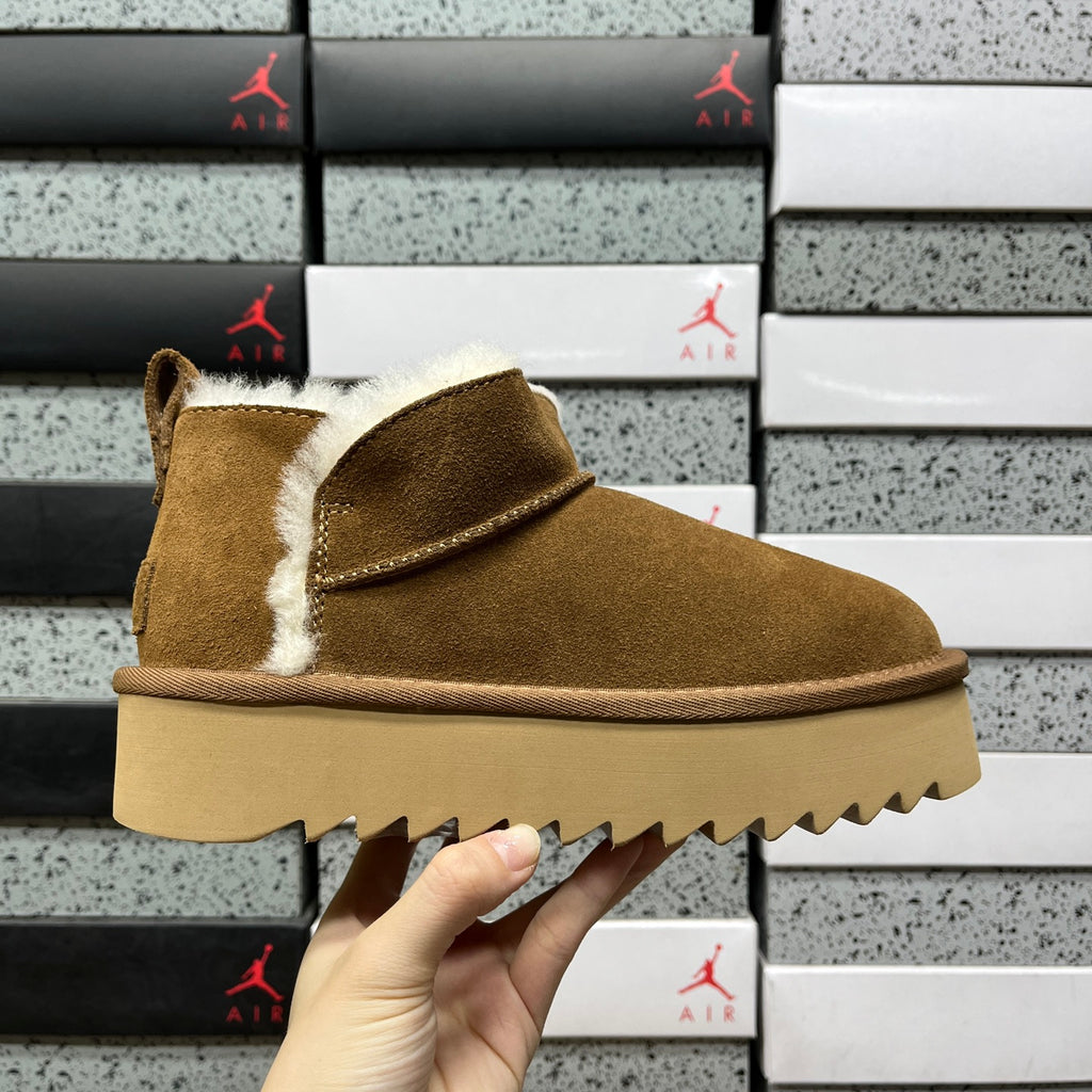 UGG Ayana Platform Boot 1184115 – Chestnut | Sizes 35–40
