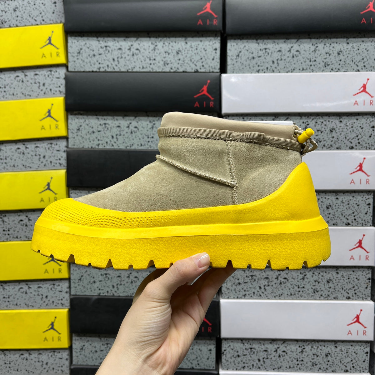 UGG Snow Boots 1114196 – Yellow | Sizes 35–45