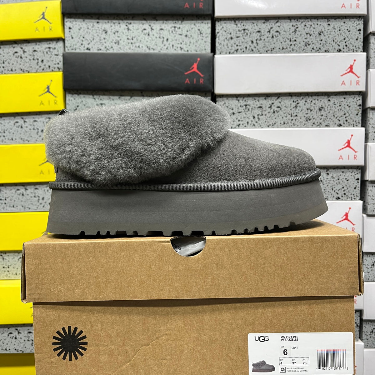 UGG Snow Boots 1171393 – Gray | Sizes 35–40