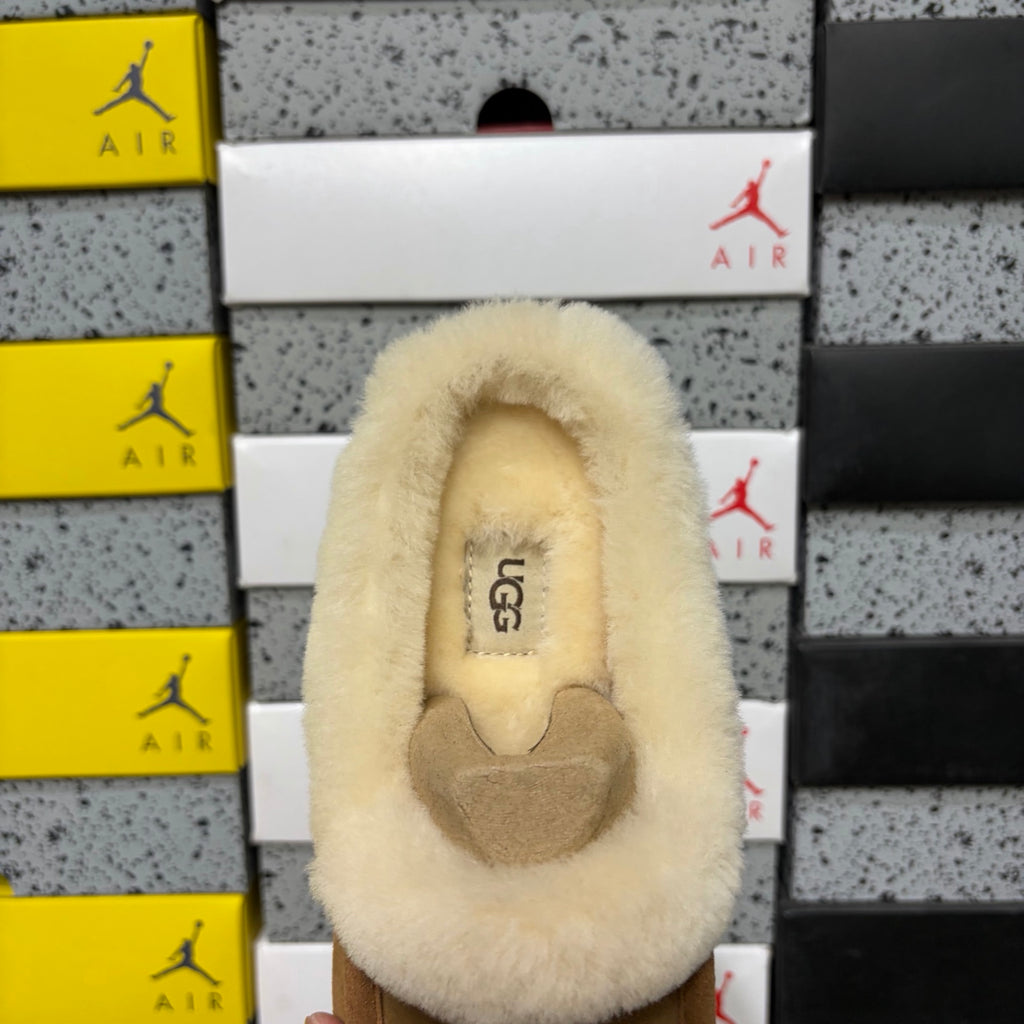 UGG Ansley Moccasin Slipper W1171391 – Chestnut | Sizes 35–40