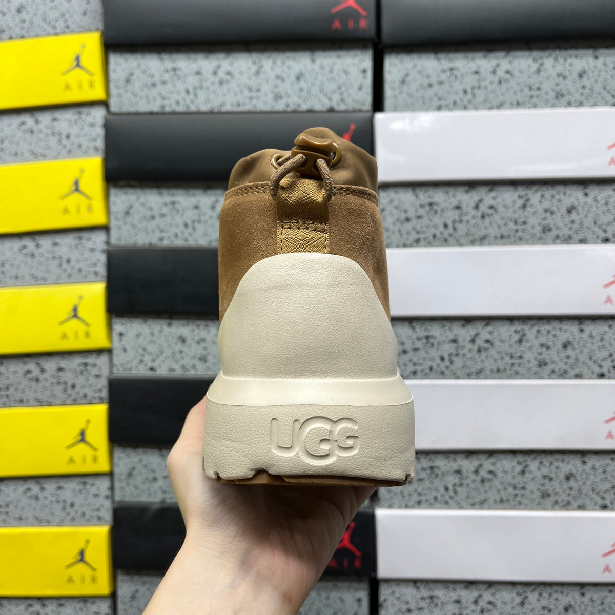 UGG Snow Boots 1113991 – Chestnut | Sizes 35–45