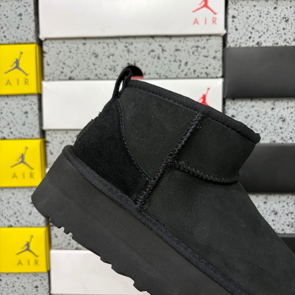 UGG Snow Boots 5092 – Black | 3cm Heel | Sizes 35–40