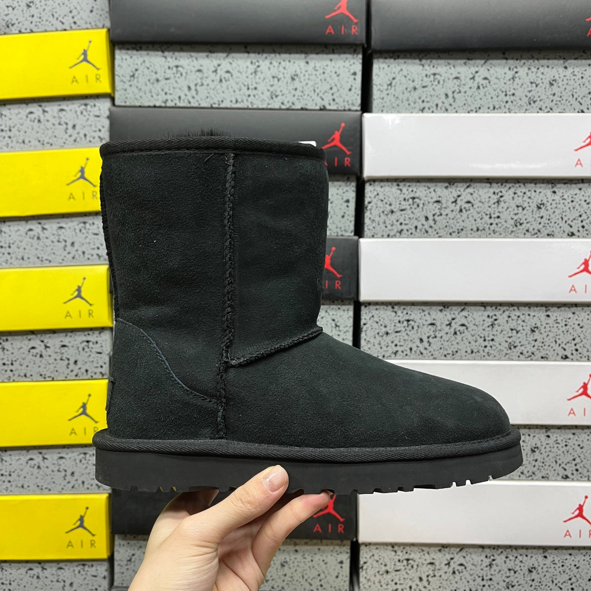 UGG Snow Boots 1016223 – Black | Sizes 35–40
