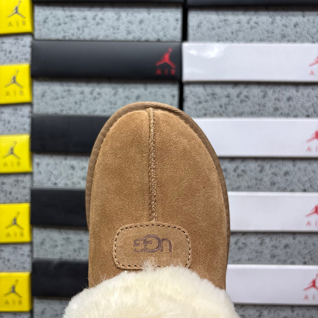 UGG Snow Boots 1134810 – Chestnut | Slim Style | Sizes 35–40