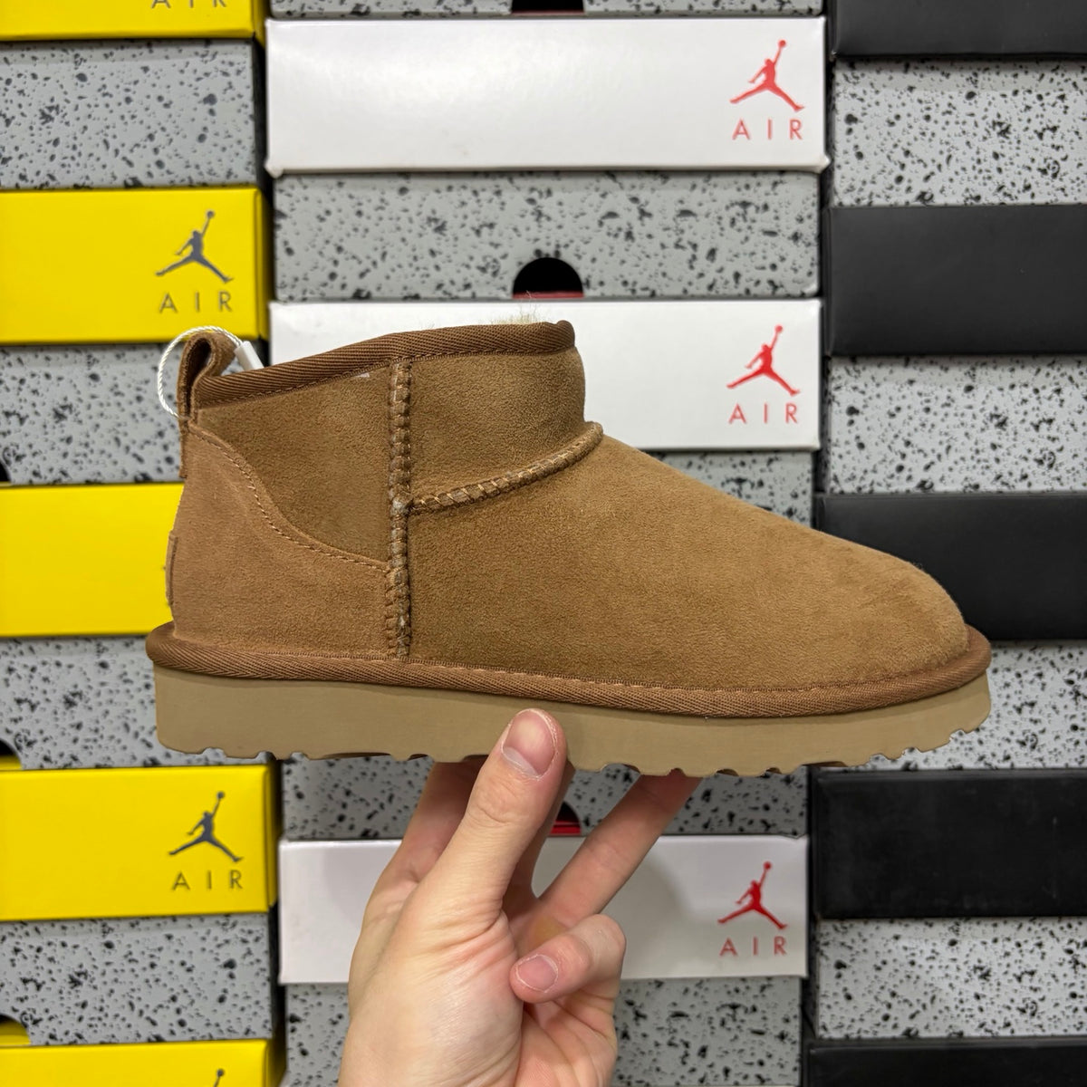 UGG Classic Mini Boot W1116109 – Chestnut | Sizes 35–44