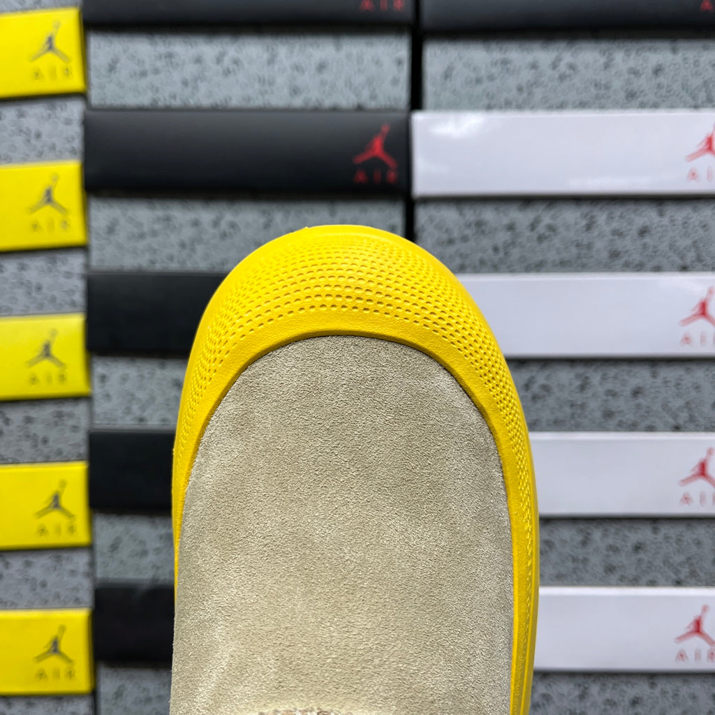 UGG Snow Boots 1114196 – Yellow | Sizes 35–45