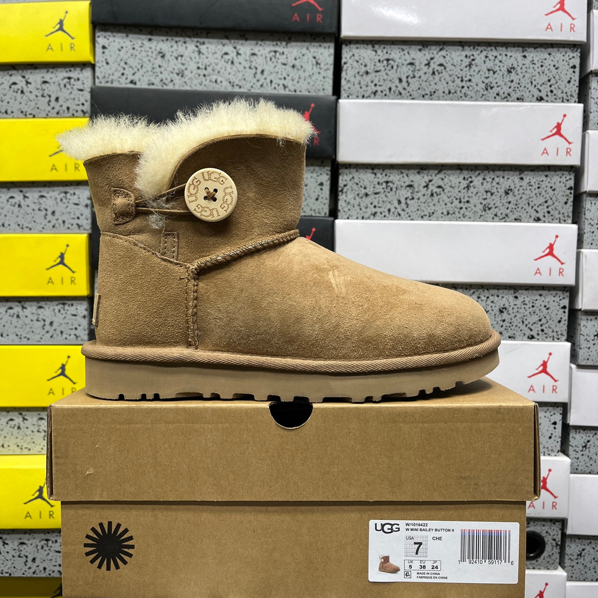 UGG Snow Boots 1016422 – Chestnut | Sizes 35–40