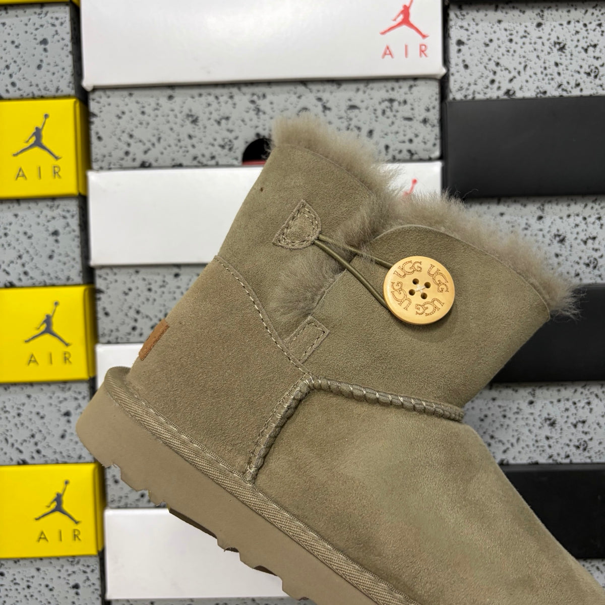 UGG Mid-Calf Snow Boots 6422 – Antelope Brown | Wood Button | Sizes 35–40
