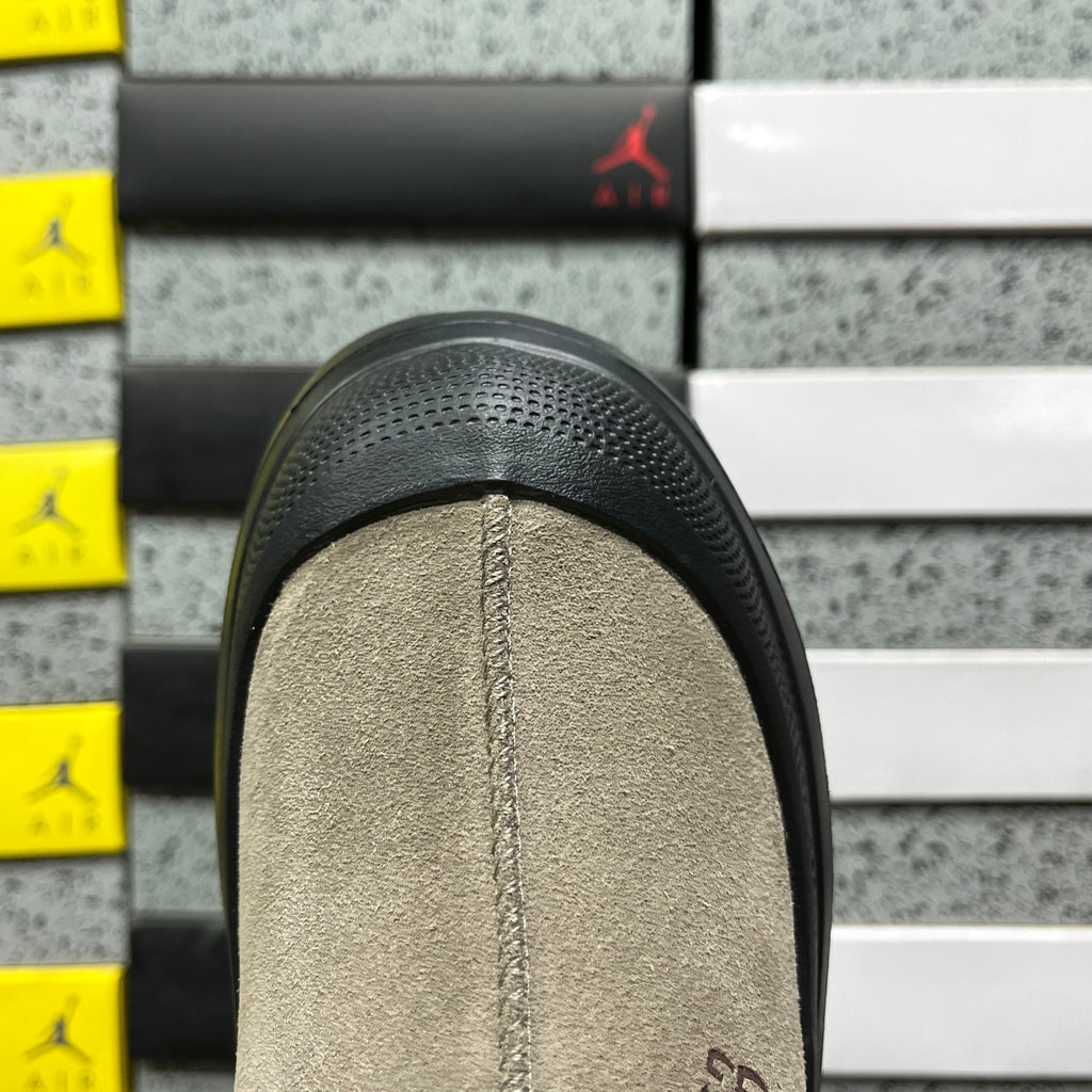 UGG Snow Boots 1144096 – Misty Gray & Black Sole | Sizes 35–45