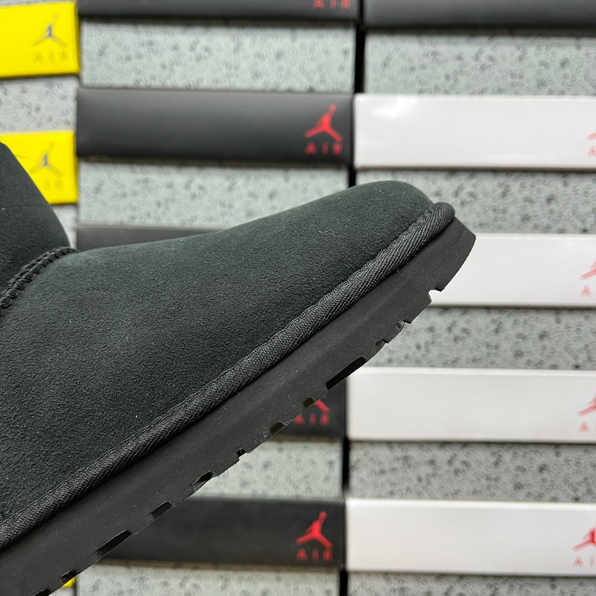 UGG Snow Boots 1016422 – Black | Sizes 35–40