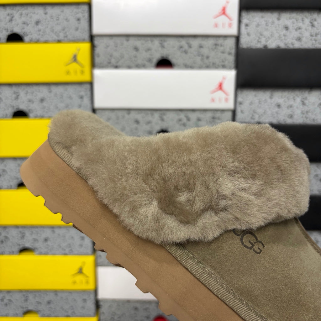 UGG Snow Boots 2550 – Antelope Brown Star Slide | 3cm Heel | Sizes 35–40